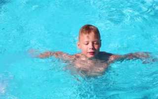 Два способа научить ребенка плавать в 6-10 лет и старше