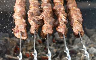 Как замариновать мясо баранины для шашлыка: рецепты маринадов