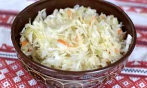 Быстрая капуста квашеная кусочками