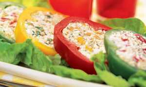 Рецепты холодной закуски — перец фаршированный сыром