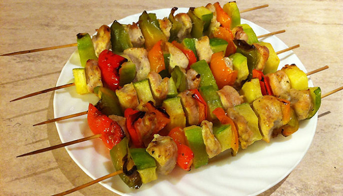 Как сделать сочный мясной шашлык в духовке