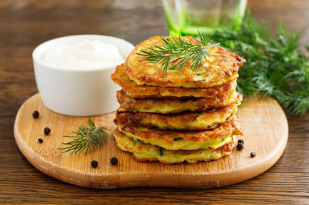 Вкусные кабачковые оладьи в духовке: рецепты пошагово