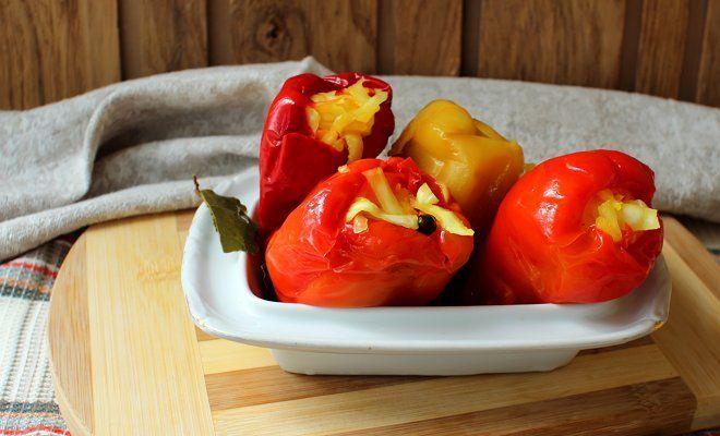 Как сделать маринованный перец фаршированный капустой