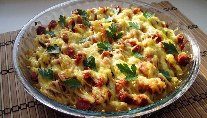 Запеканка из сухих макарон: лучшие рецепты с овощами и сыром, с мясом, творожная