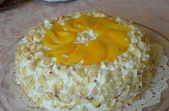 Какой торт можно приготовить из готового бисквита