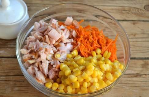 Рецепты салата с копченой курицей, корейской морковью и кукурузой