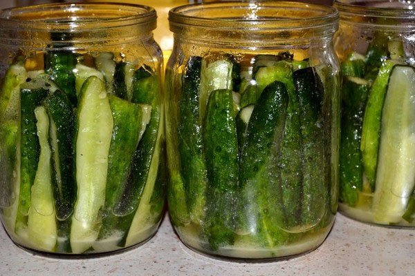 Маринованные огурцы с горчицей сухой