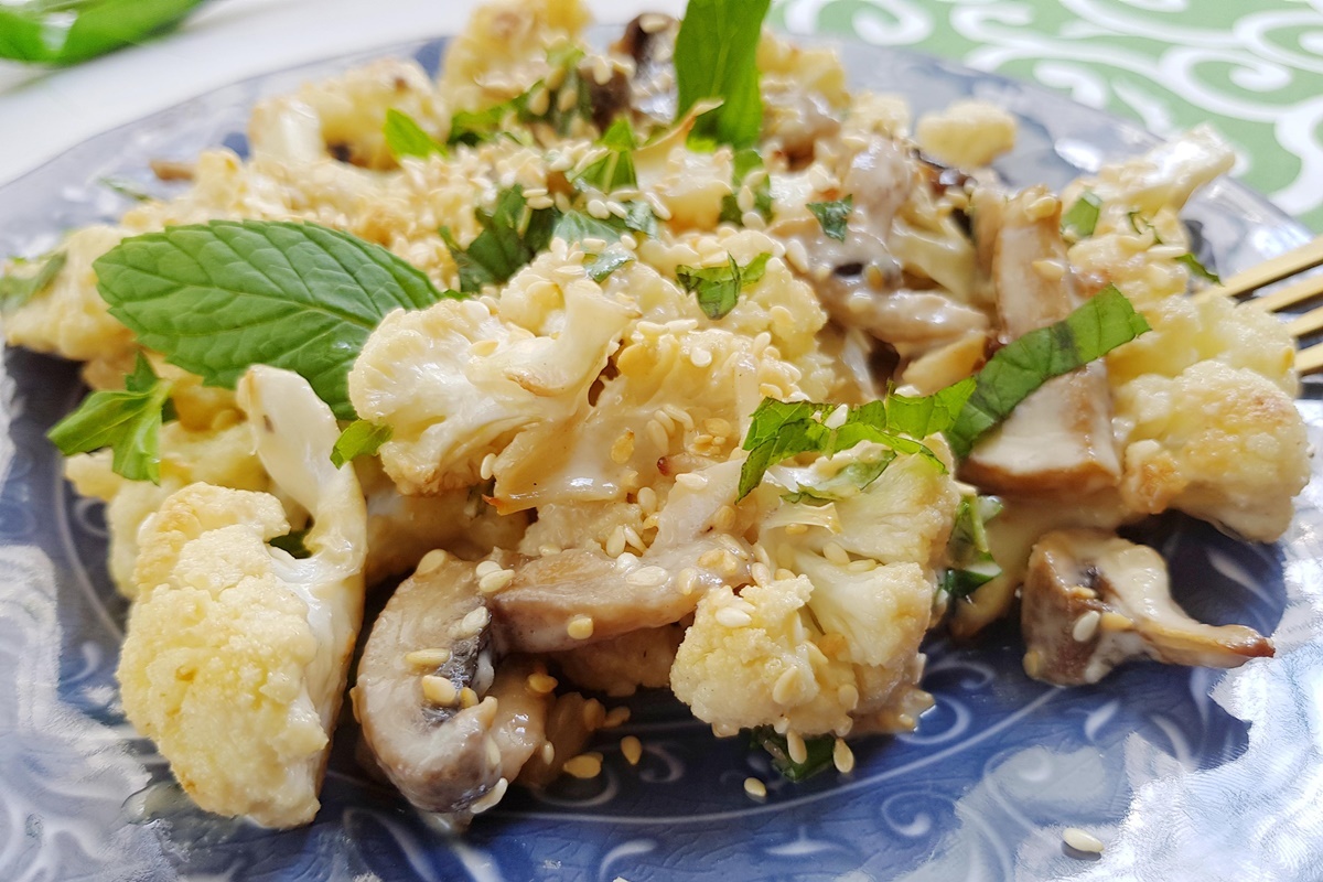 Какие салаты можно приготовить с цветной капустой