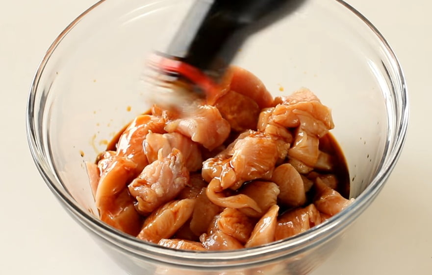 Готовим вкусную курицу в остро сладком соусе