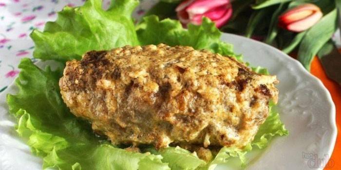 Готовим мясные зразы с различными начинками: яйцо, сыр, сливы, чечевица
