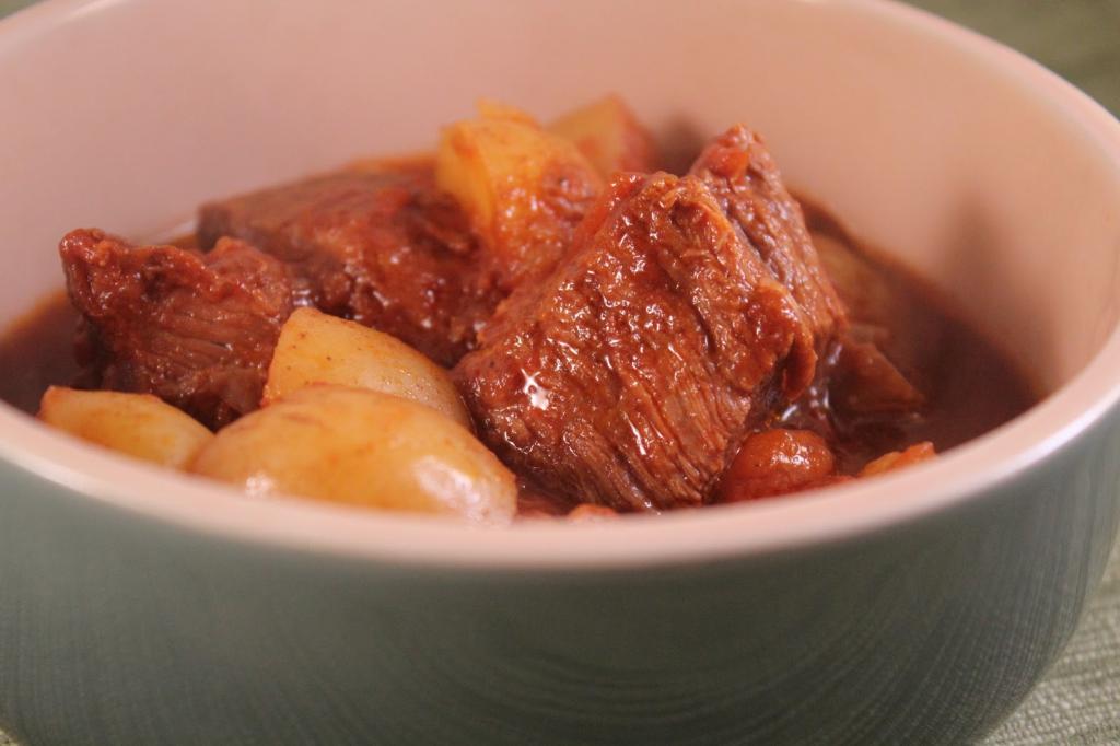 Как приготовить рагу с мясом и картошкой по домашнему