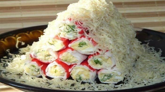 Закуска из крабовых палочек салат Монастырская изба