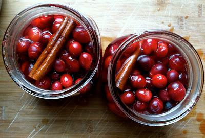 Брусника моченая с сахаром