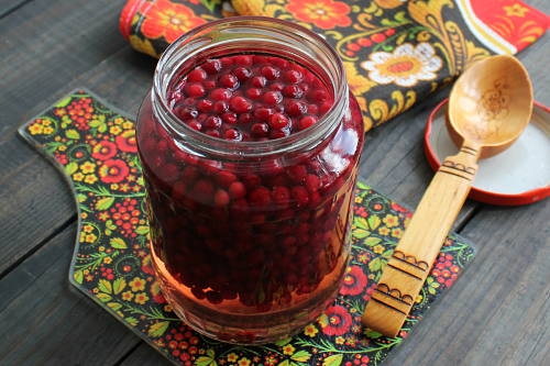 Брусника моченая с сахаром