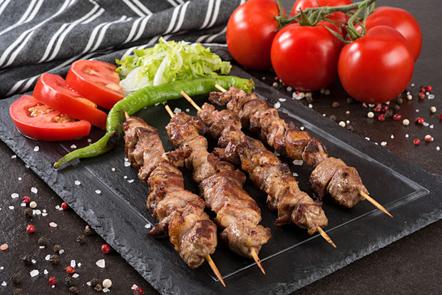Как замариновать мясо баранины для шашлыка: рецепты маринадов