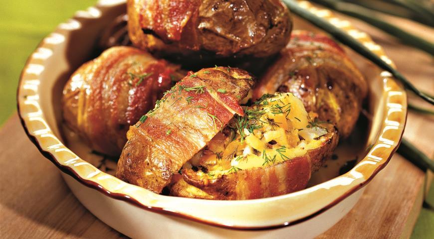 Рецепты фаршированного картофеля: фаршем, грибами, овощами, беконом
