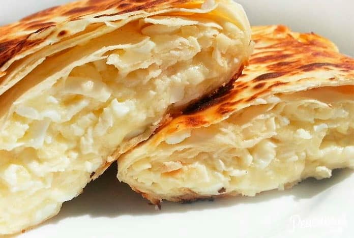 Готовим хачапури из лаваша с сыром и творогом