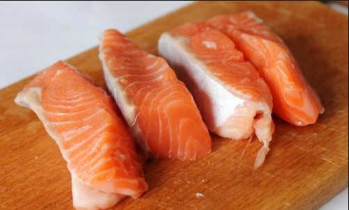 Вкусная уха из семги по классическому рецепту