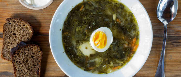 Как приготовить щи из щавеля на мясном бульоне