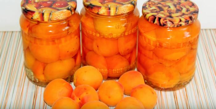 Варенье с абрикосов с лимоном дольками