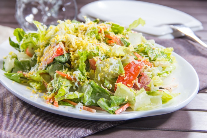 Рецепты салата с пекинской капустой и кукурузой