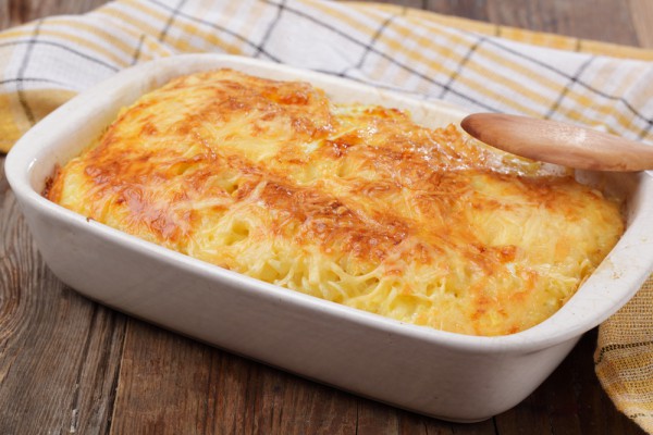 Запеканка из сухих макарон: лучшие рецепты с овощами и сыром, с мясом, творожная