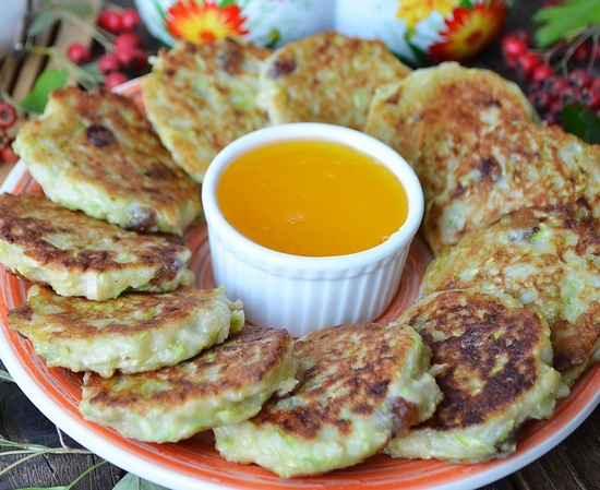 Вкусные кабачковые оладьи в духовке: рецепты пошагово
