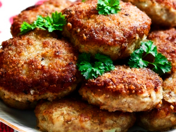 Варианты подлив для вкусного картофельного пюре на каждый день