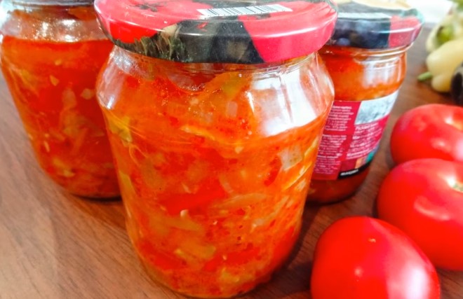 Кабачковое лечо с чесноком