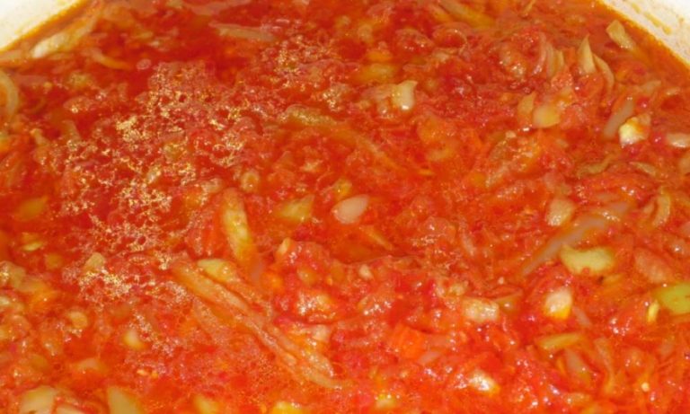 Лечо с рисом и болгарского перца