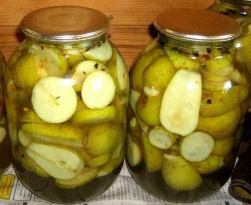 Как варить вкусный грушевый компот
