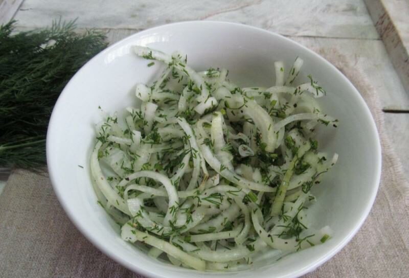 Как вкусно замариновать лук к шашлыку: рецепты с фото