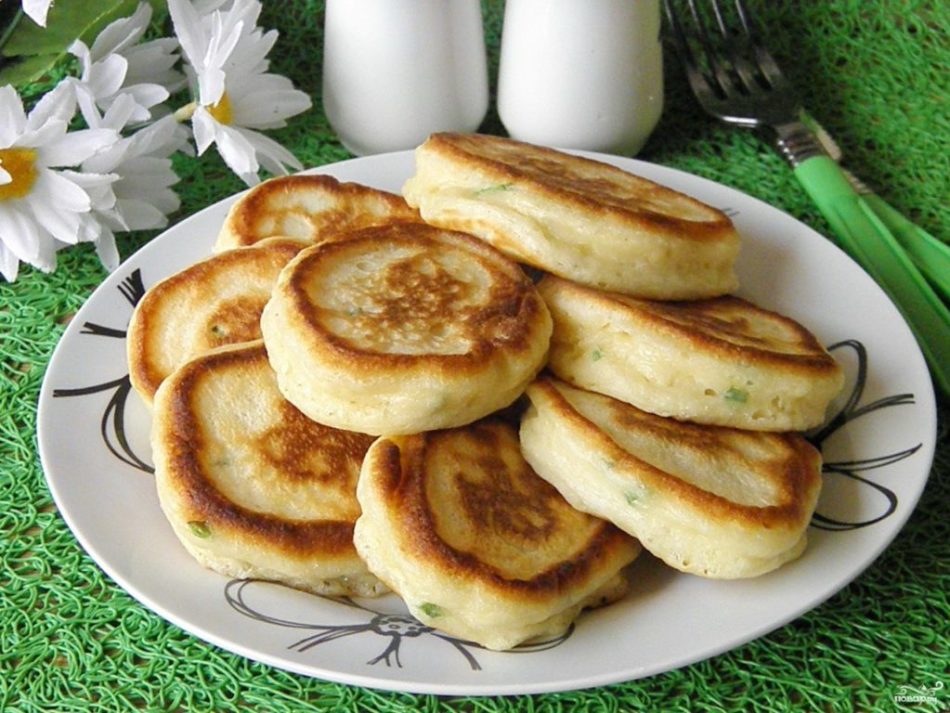 Как приготовить вкусные нежирные оладьи: диетические рецепты