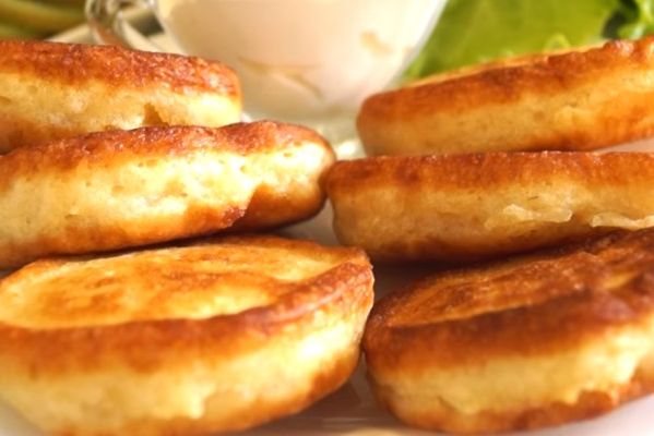 Как приготовить самые вкусные оладьи на кефире