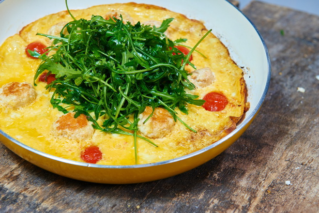 Омлет с помидорами - проверенные рецепты вкусного блюда для завтрака