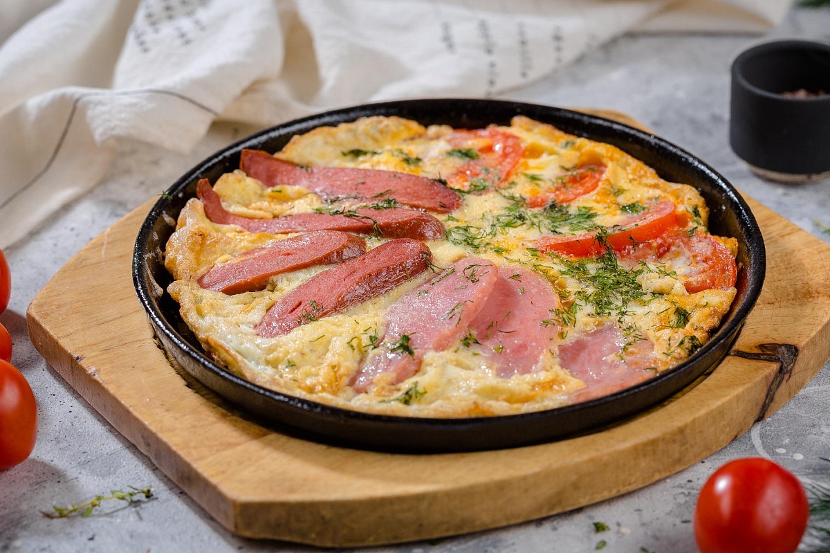 Омлет с помидорами - проверенные рецепты вкусного блюда для завтрака