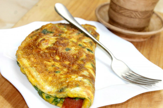 Омлет со шпинатом - вкусные рецепты с помидорами, сыром и другими добавками