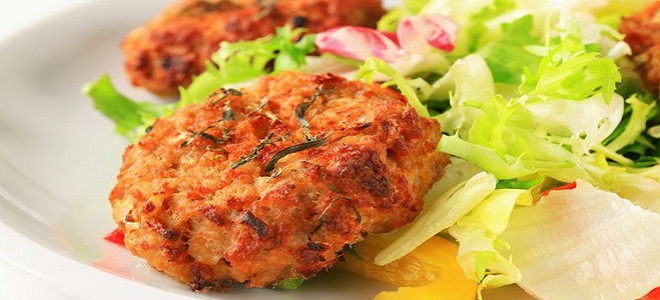 Постные картофельные котлеты в духовке или на сковороде