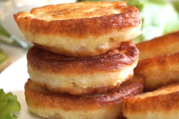Как приготовить самые вкусные оладьи на кефире