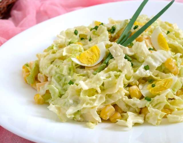 Рецепты салата с пекинской капустой и кукурузой
