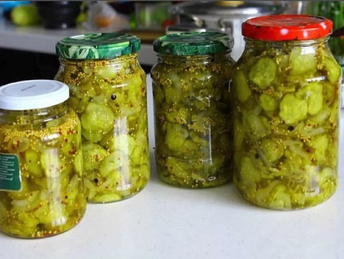 Маринованные огурцы с горчицей сухой