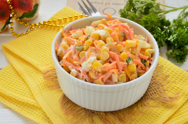 Рецепты салата с копченой курицей, корейской морковью и кукурузой
