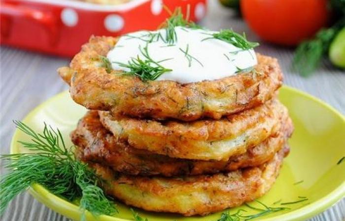 Готовим десертные кабачковые оладьи сладкие