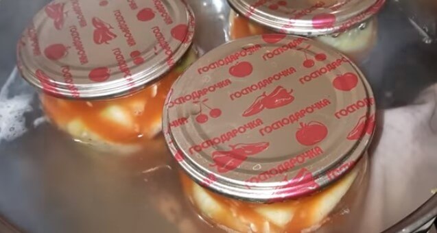 Маринованные огурцы с кетчупом чили