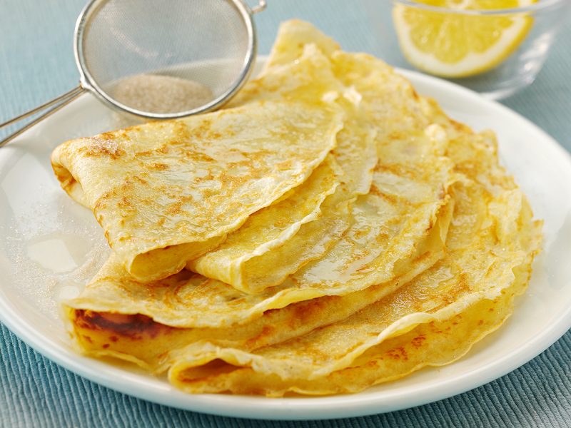 Как сделать яичные блинчики с разной начинкой