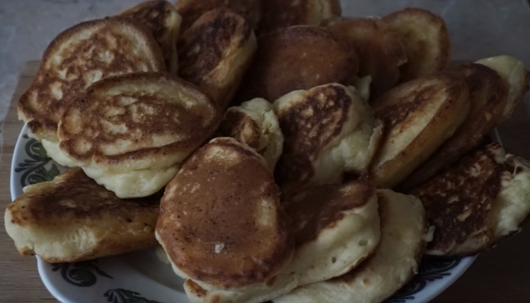 Подборка рецептов вкусных творожных оладьев