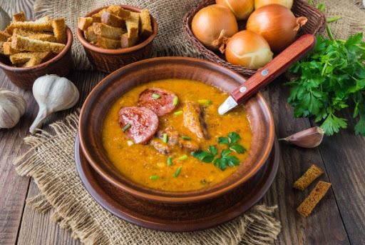 Гороховый суп с копчеными свиными ребрышками — подборка вкусных рецептов