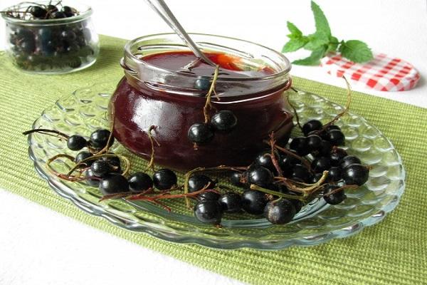 Варенье ассорти с крыжовником и черной