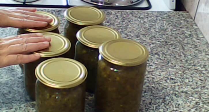 Желейное варенье из крыжовника