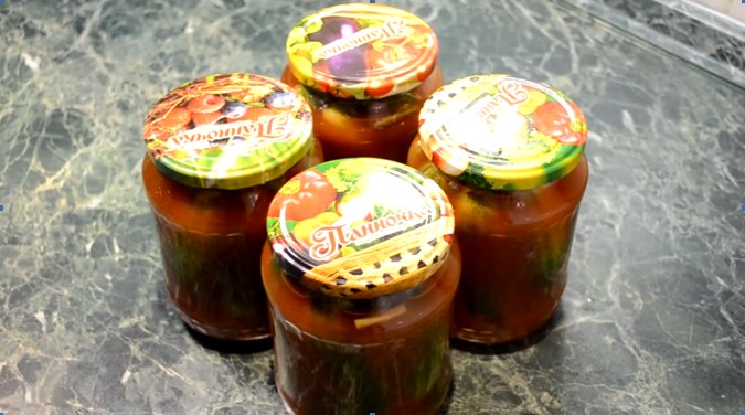 Маринованные огурцы с кетчупом чили